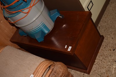 Lot 285 - Modern hardwood blanket box