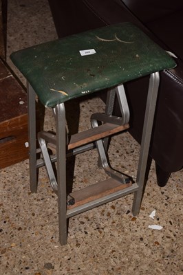 Lot 299 - Vintage step stool