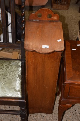 Lot 341 - A narrow lidded box