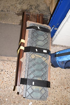 Lot 376 - Stacking bookcase parts and glass