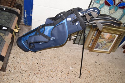 Lot 377 - A case of golf clubs