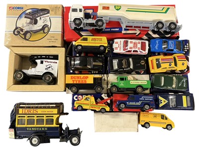 Lot 162 - A mixed lot of various die-cast vehicles,...