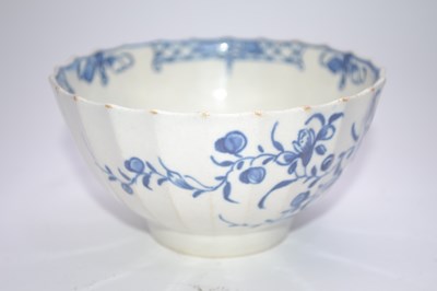 Lot 266 - An 18th Century Worcester porcelain slop bowl...