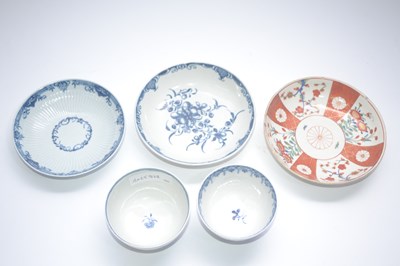 Lot 276 - A group of 18th Century Worcester porcelain...