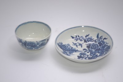 Lot 282 - A Worcester fence pattern tea bowl and saucer