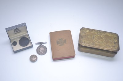 Lot 307 - First World War Christmas 1914 tin together...