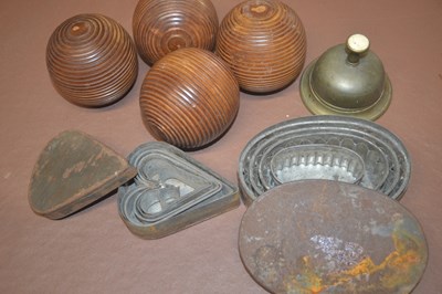Lot 352 - Mixed Lot: Carpet bowls, vintage metal counter...
