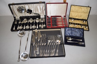 Lot 132 - Mixed Lot: Various boxed silver plated cutlery