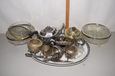 Lot 192 - Mixed Lot: Various silver plated tea wares,...