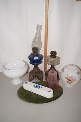 Lot 197 - Mixed Lot: Two Victorian oil lamps, porcelain...