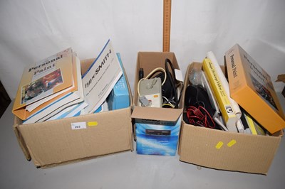 Lot 203 - Mixed Lot of Vintage Computer Interest - Amiga...