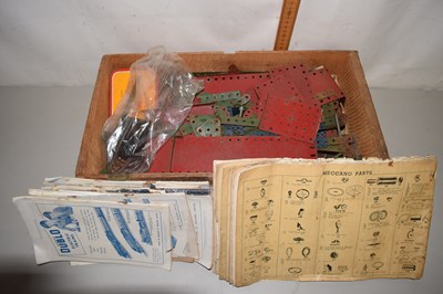 Lot 6 - A box of various vintage Meccano