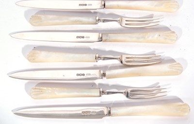 Lot 174 - Six silver bladed and mother of pearl knives...