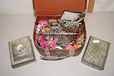 Lot 115 - Three boxes of various costume jewellery