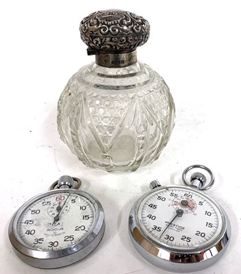 Lot 213 - Mixed Lot: Edward VII cut glass scent bottle...