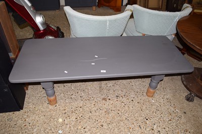 Lot 288 - A grey painted coffee table