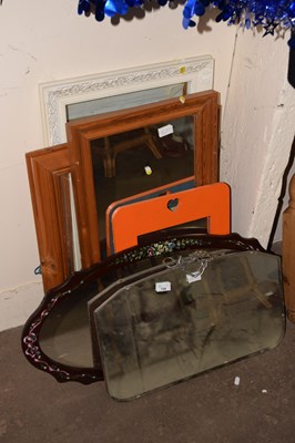 Lot 729 - Quantity of wall mirrors