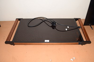 Lot 751 - A Russell Hobbs table top food/plate warmer