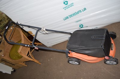 Lot 760 - A Sovereign lawnmower