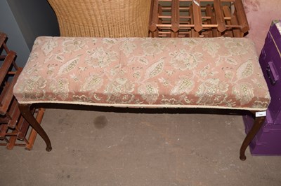 Lot 786 - A window seat