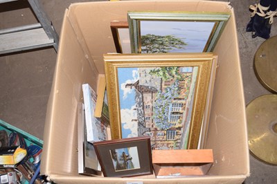 Lot 949 - Assorted pictures and prints