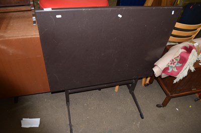 Lot 878 - Metal folding table