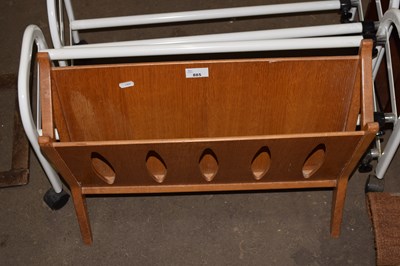 Lot 885 - Magazine rack