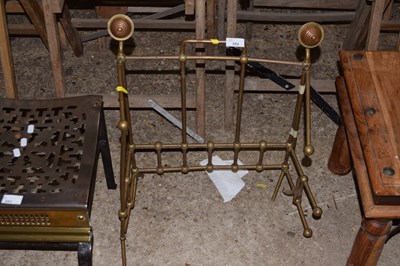 Lot 352 - An Arts & Crafts style brass fire fender (a/f)