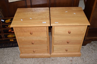 Lot 355 - Pair of light oak bedside cabinets