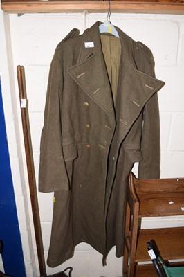 Lot 363 - A vintage army great coat size 7
