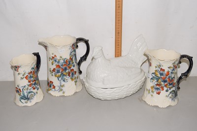 Lot 545 - Mixed Lot: Ceramics to include a white chicken...