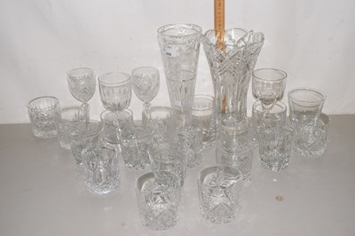 Lot 559 - Mixed Lot: Various cut glass tumblers, vases etc