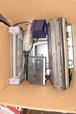 Lot 636 - Box containing various electricals including...