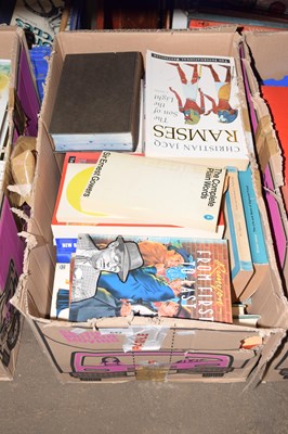 Lot 642 - Mixed lot of books