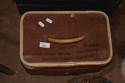 Lot 917 - Small case containing assorted tools, garage...