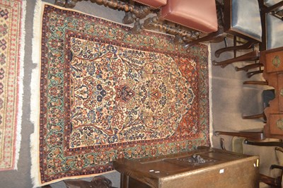 Lot 492 - A modern Sarok rug, 150 x 100cm