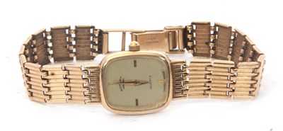 Lot 295 - A 9ct gold Rotary ladies watch stamped 375 on...