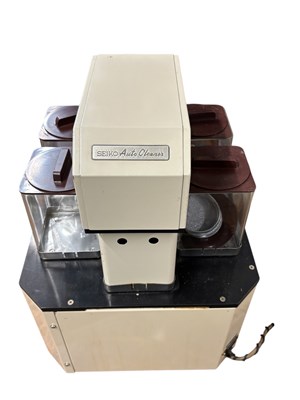 Lot 334 - A Seiko 101 auto cleaner ultrasonic cleaner