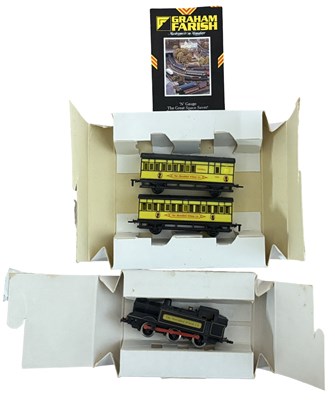 Lot 56 - A Graham Farish N-gauge Shredded Wheat...