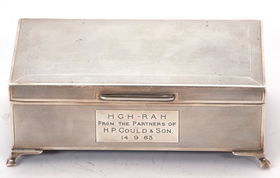 Lot 67 - Elizabeth II silver table cigarette box of...