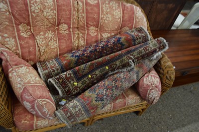 Lot 282 - A 20th Century patterned floor rug