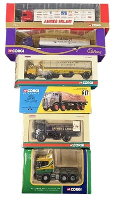 Lot 158 - A mixed lot of various Corgi die-cast vehicles