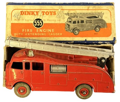Lot 132 - A boxed Dinky 555 Fire Engine with extending...