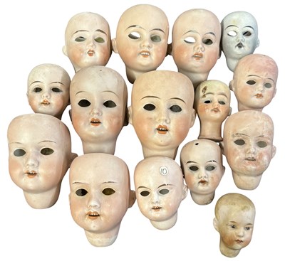 Lot 343 - A collection of a/f various German bisque doll...