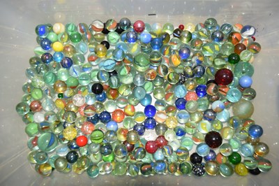 Lot 68 - Box: lge qty various glass Marbles