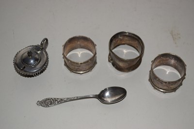 Lot 82 - Five hallmarked Silver items, incl pair...