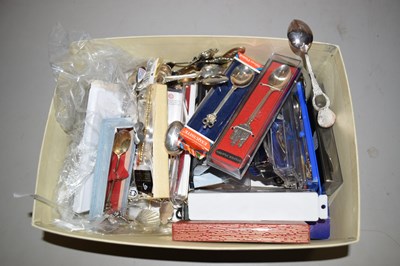Lot 103 - collection of modern crested spoons