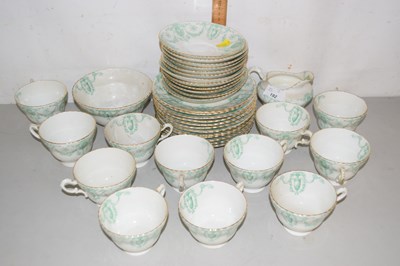 Lot 192 - Qty of gilt rimmed teawares