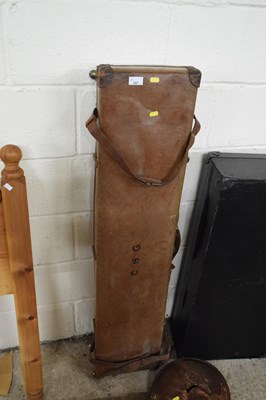 Lot 347 - Vintage case marked CSG