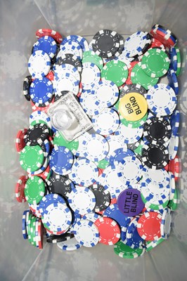 Lot 511 - Box various gaming chips